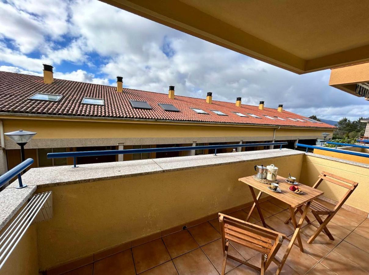 Apartamento Portosin Con Piscina Al Lado De La Playa Linteiros Exterior photo